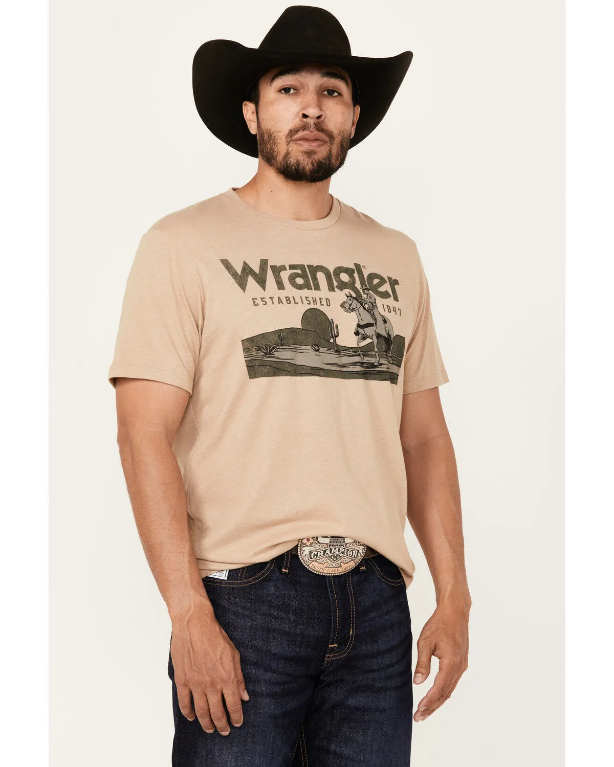Product Name:  Wrangler Men's Boot Barn Exclusive Desert Logo Short Sleeve Graphic T-Shirt