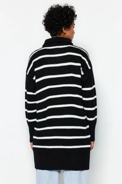Striped Collar Zippered Sweater